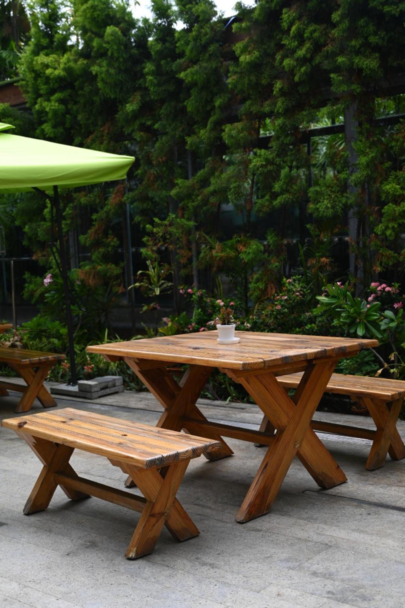 加尔各答公园酒店 外观 照片 A picnic table