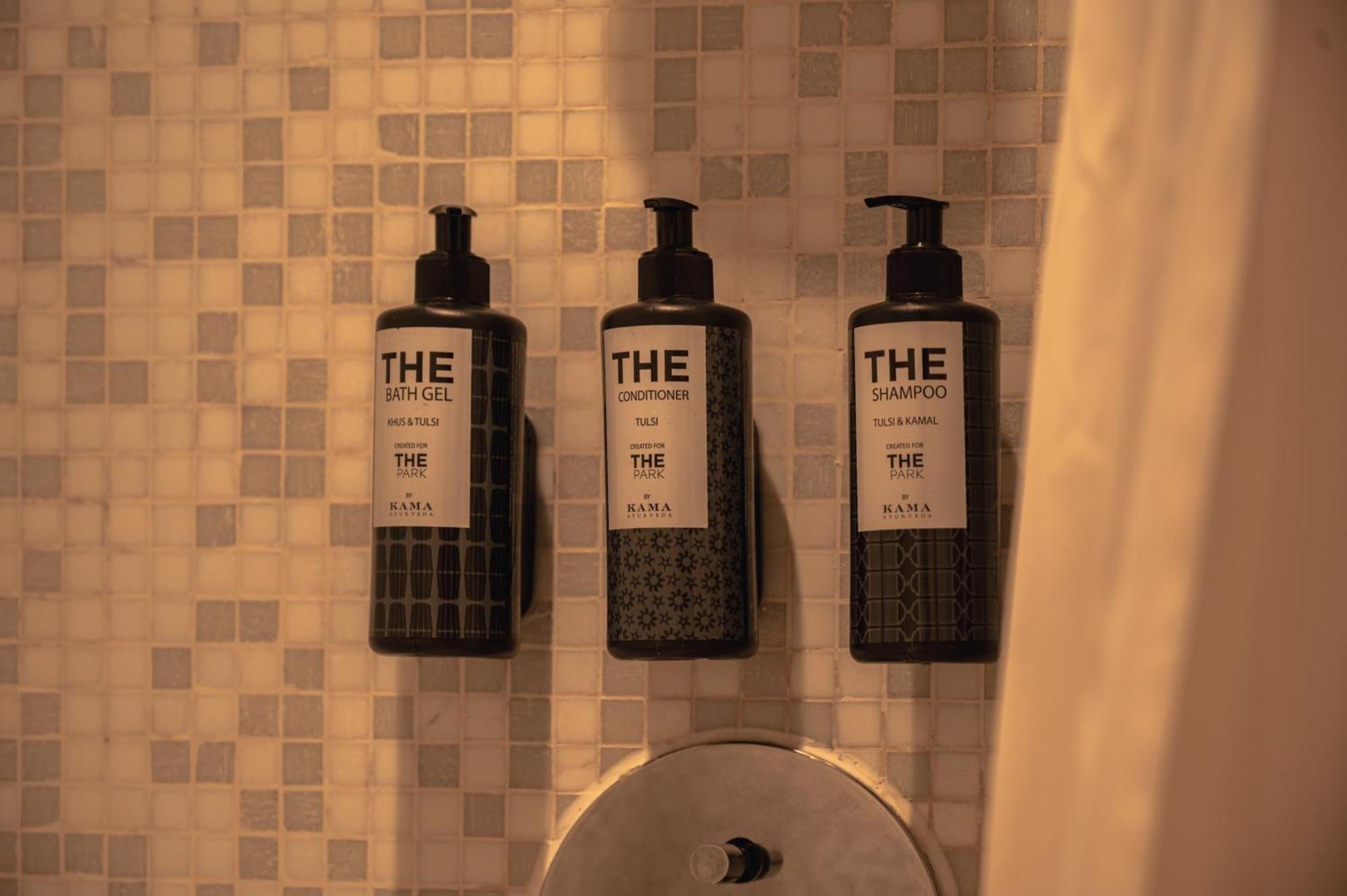 加尔各答公园酒店 外观 照片 The Rain shower
